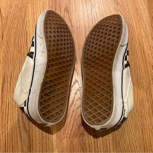 Slip-On Checkered Vans; Size W 7; Black and White - Picture 4 of 4